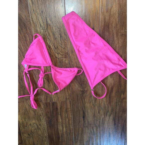 SEXY Hot Pink Triangle Thong Bikini Set - Picture 3 of 5